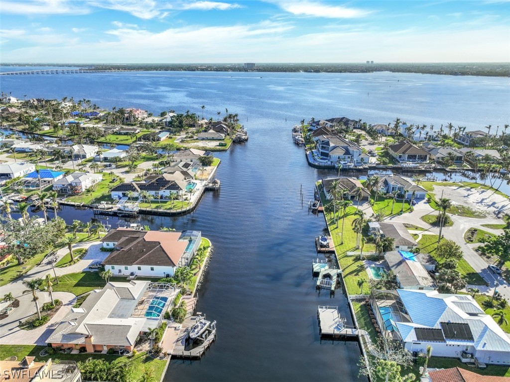 https://www.florida2000.de/images/latest/222085606-49275122.jpg