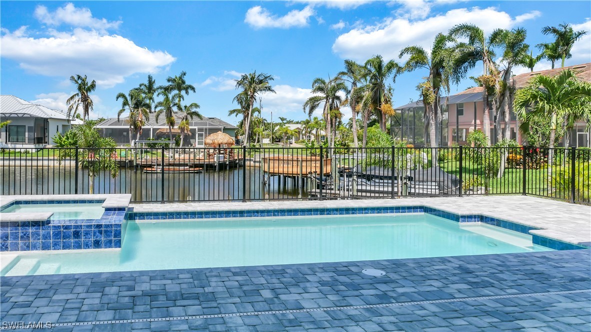 https://www.florida2000.de/images/latest/223043440-51072385.jpg