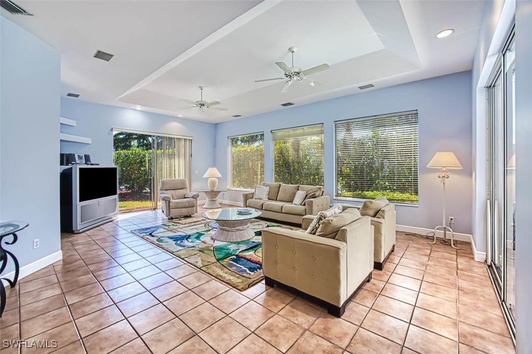 https://www.florida2000.de/images/latest/224073274-56703635.jpg