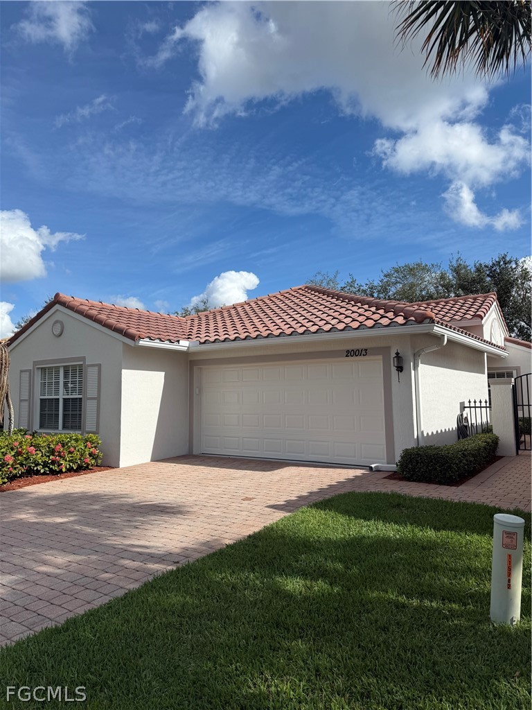 https://www.florida2000.de/images/latest/224083001.jpg