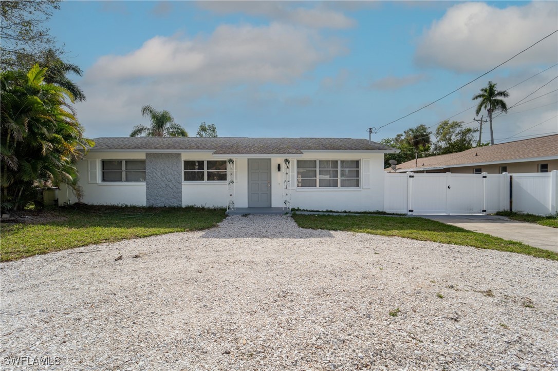https://www.florida2000.de/images/latest/225000512.jpg