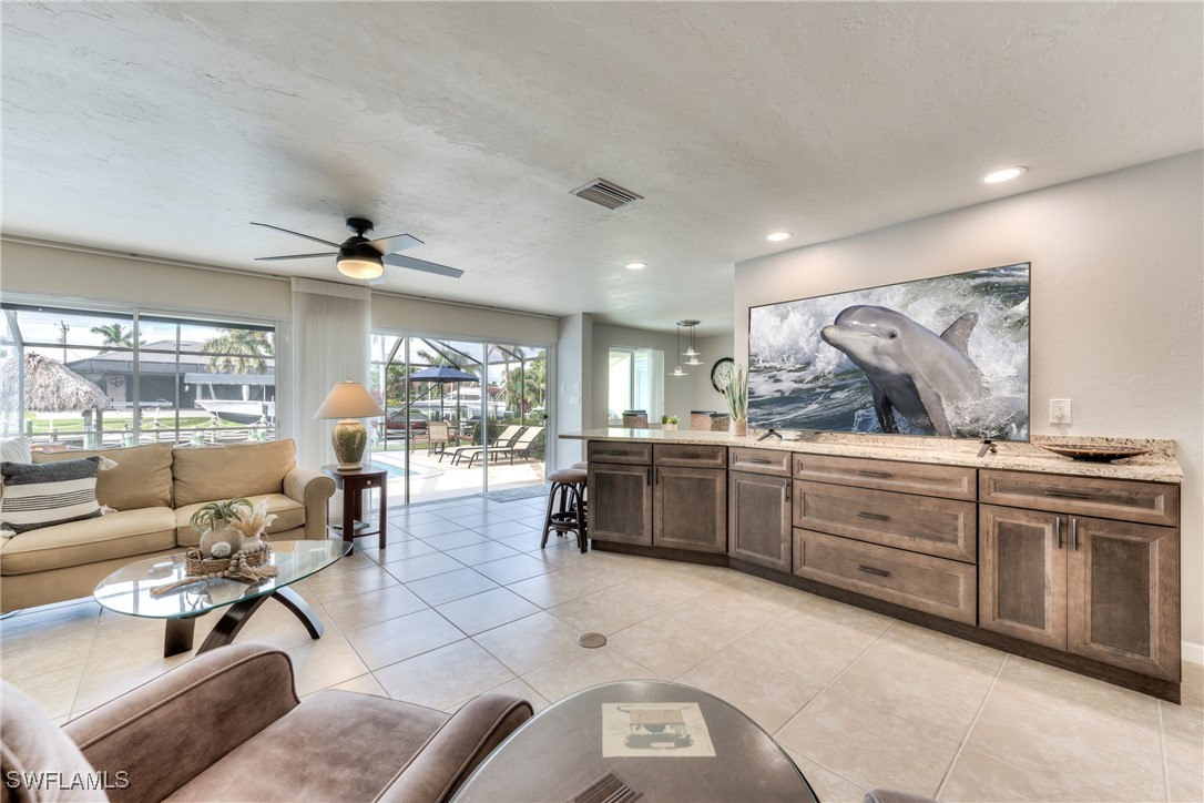 https://www.florida2000.de/images/latest/225004389-58195599.jpg